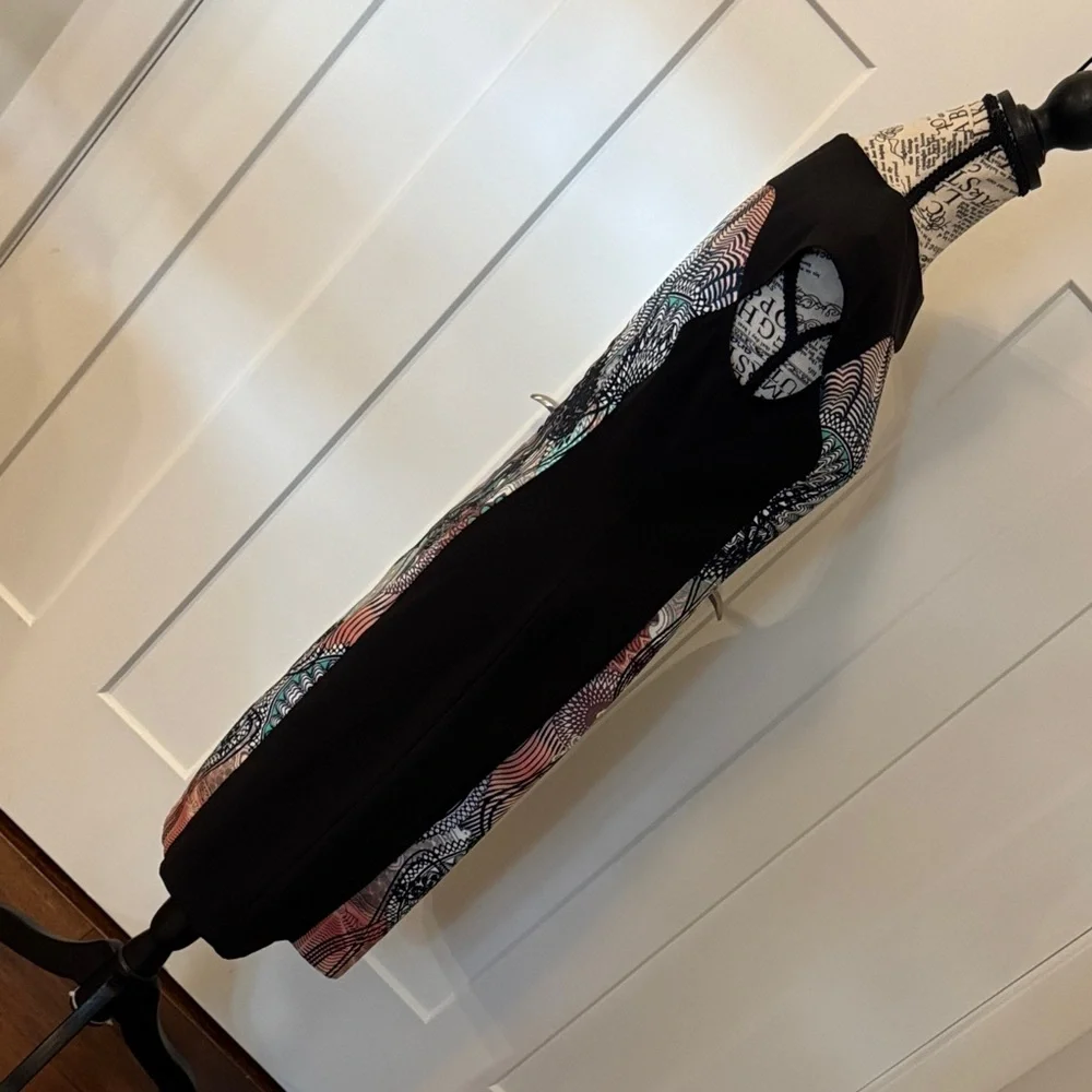 London Times Black and Multicolor Graphic Midi Dress